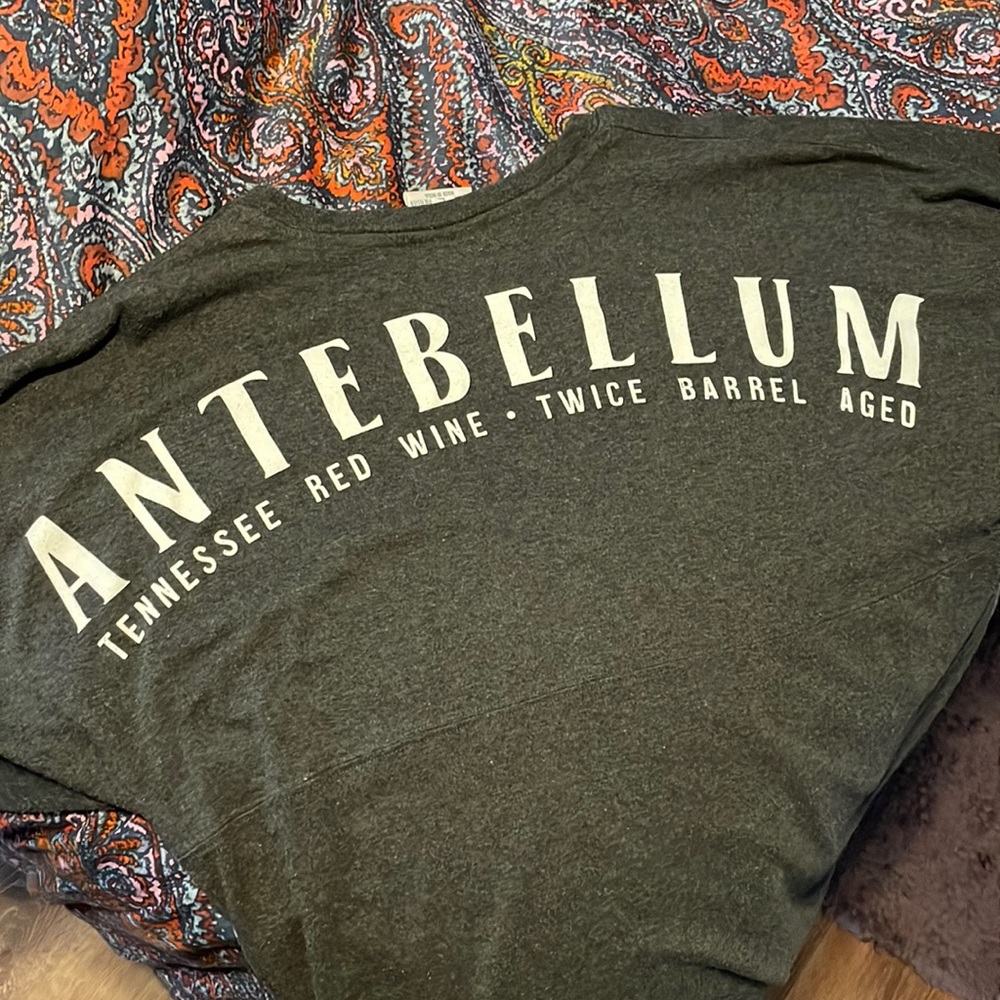 Gray Long-sleeve Oversized Arrington Vineyards Antebellum Shirt